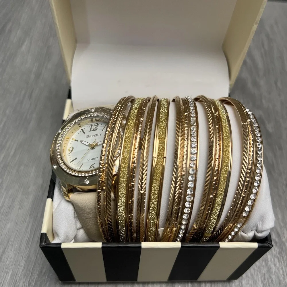 Vtg Embassy Womens Quartz Watch Gift Set Gold Tone Crystal Accents w/ Bangles